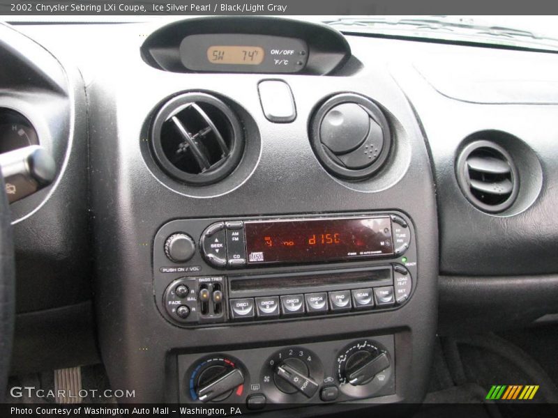 Ice Silver Pearl / Black/Light Gray 2002 Chrysler Sebring LXi Coupe