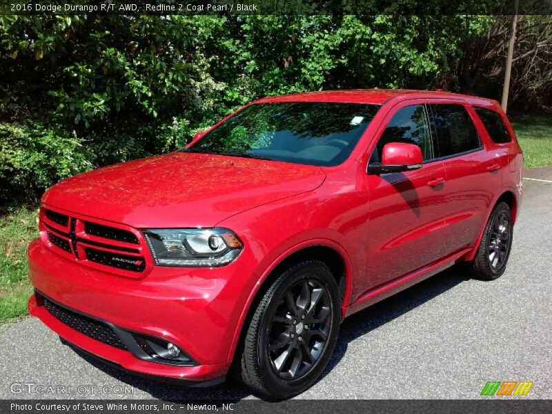 Front 3/4 View of 2016 Durango R/T AWD