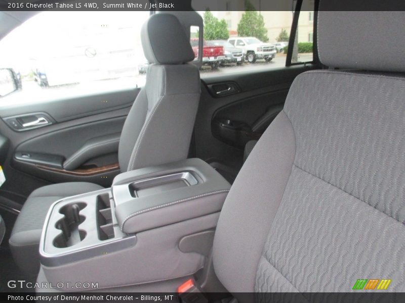 Summit White / Jet Black 2016 Chevrolet Tahoe LS 4WD
