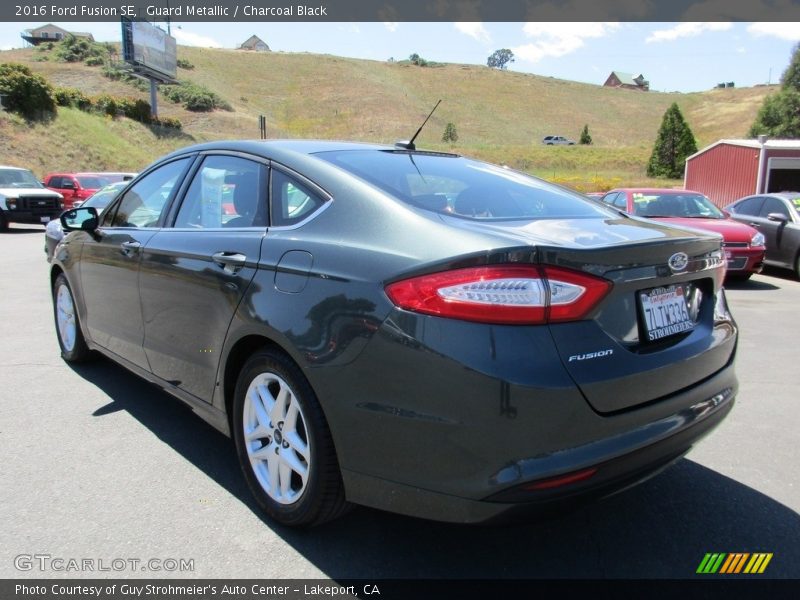 Guard Metallic / Charcoal Black 2016 Ford Fusion SE