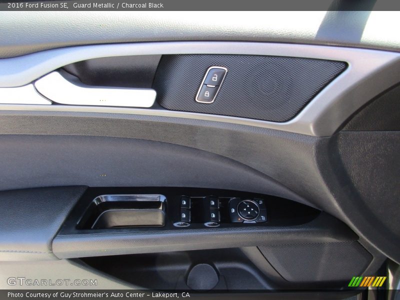 Guard Metallic / Charcoal Black 2016 Ford Fusion SE
