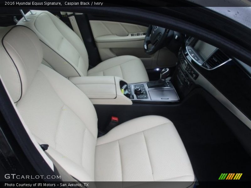 Caspian Black / Ivory 2016 Hyundai Equus Signature