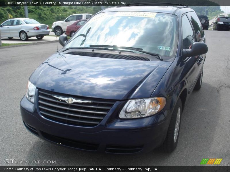 Midnight Blue Pearl / Medium Slate Gray 2006 Chrysler Town & Country
