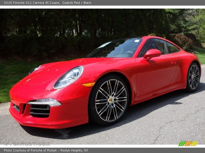 Front 3/4 View of 2016 911 Carrera 4S Coupe