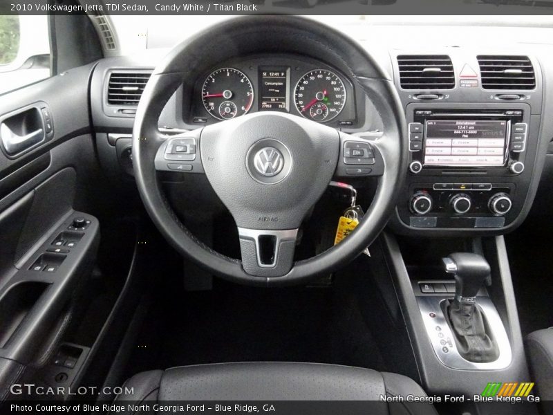 Candy White / Titan Black 2010 Volkswagen Jetta TDI Sedan