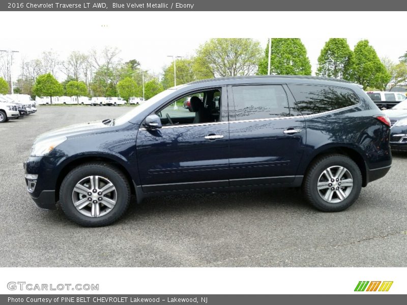 Blue Velvet Metallic / Ebony 2016 Chevrolet Traverse LT AWD