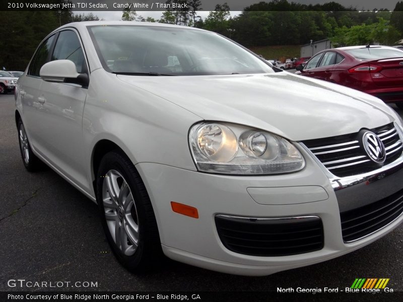 Candy White / Titan Black 2010 Volkswagen Jetta TDI Sedan