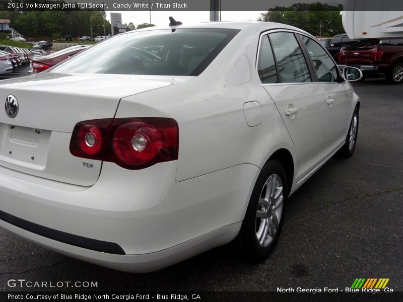 Candy White / Titan Black 2010 Volkswagen Jetta TDI Sedan