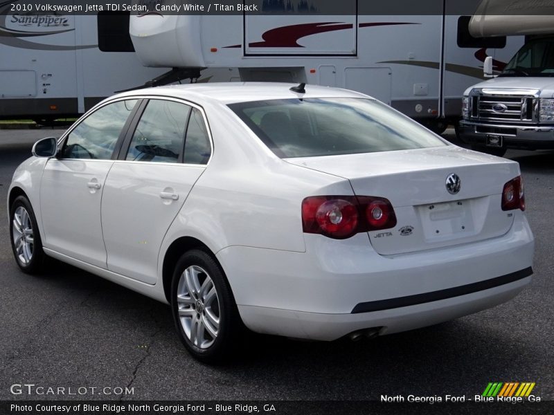 Candy White / Titan Black 2010 Volkswagen Jetta TDI Sedan