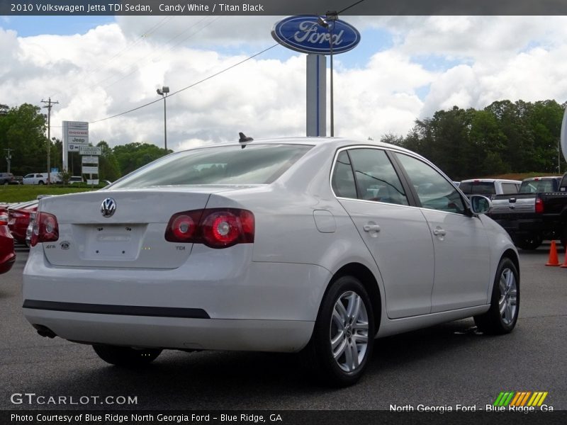 Candy White / Titan Black 2010 Volkswagen Jetta TDI Sedan