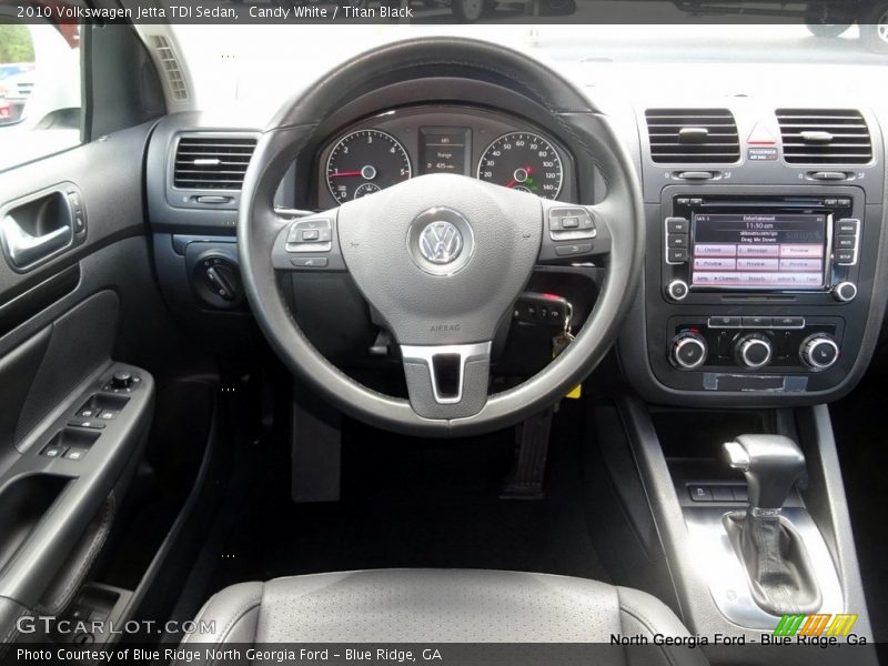 Candy White / Titan Black 2010 Volkswagen Jetta TDI Sedan