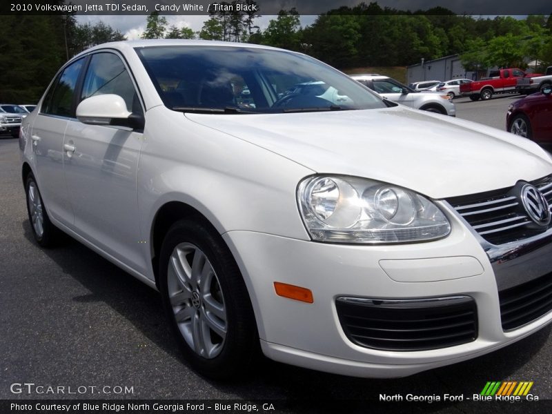 Candy White / Titan Black 2010 Volkswagen Jetta TDI Sedan