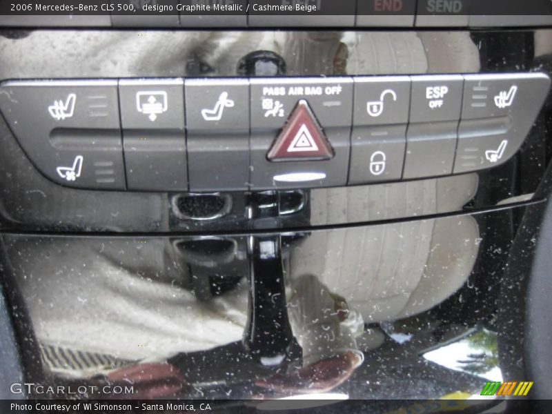 designo Graphite Metallic / Cashmere Beige 2006 Mercedes-Benz CLS 500