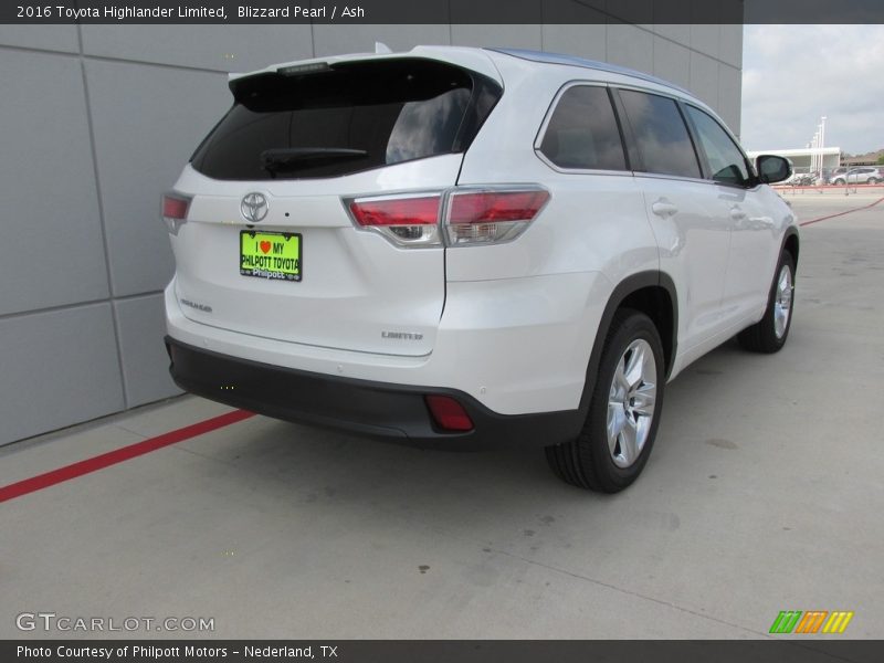 Blizzard Pearl / Ash 2016 Toyota Highlander Limited