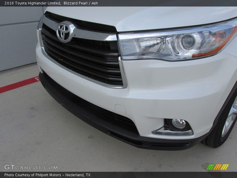Blizzard Pearl / Ash 2016 Toyota Highlander Limited