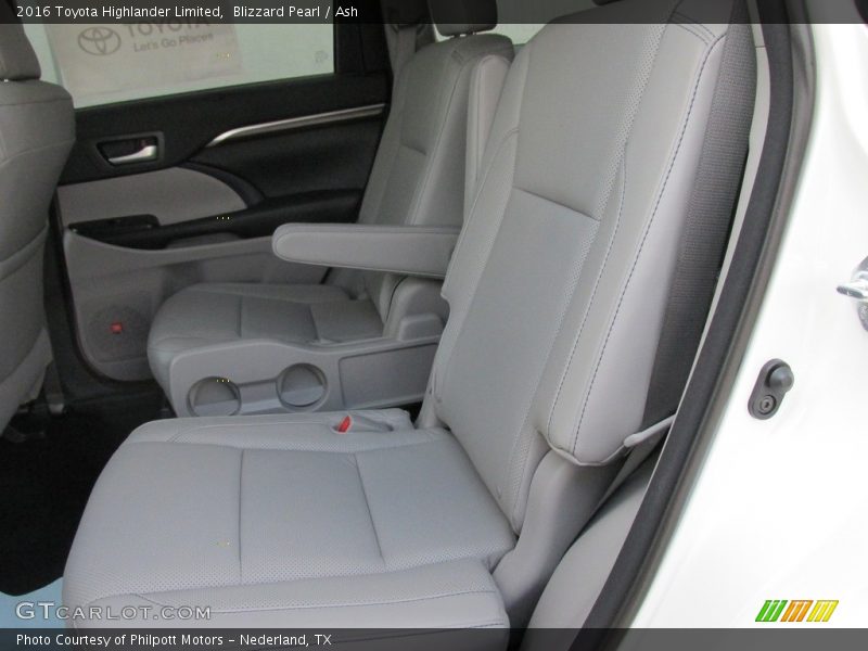 Blizzard Pearl / Ash 2016 Toyota Highlander Limited