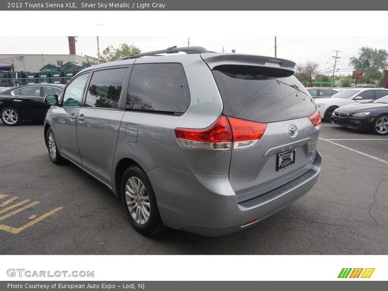 Silver Sky Metallic / Light Gray 2013 Toyota Sienna XLE