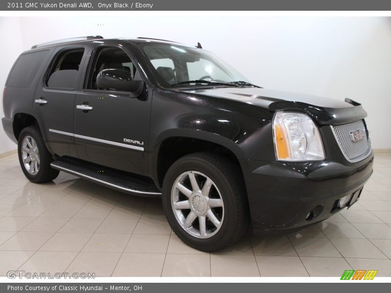 Onyx Black / Ebony 2011 GMC Yukon Denali AWD