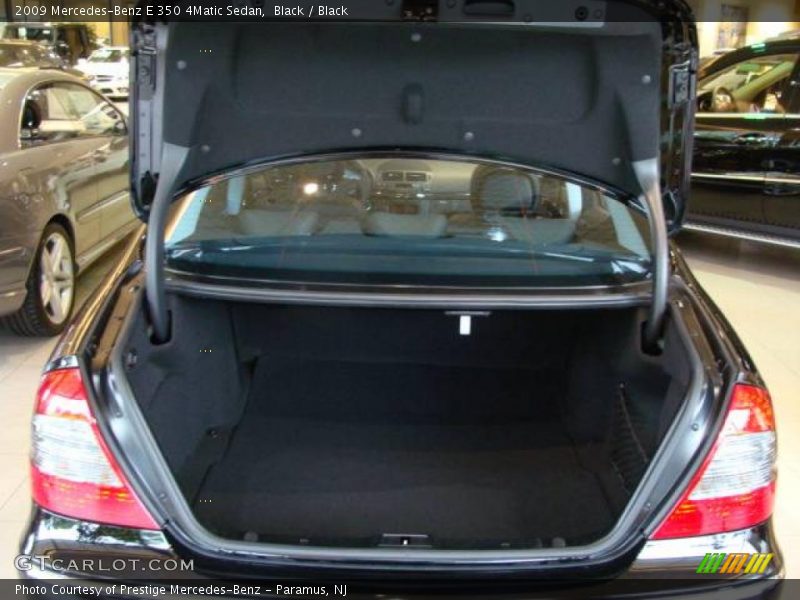Black / Black 2009 Mercedes-Benz E 350 4Matic Sedan