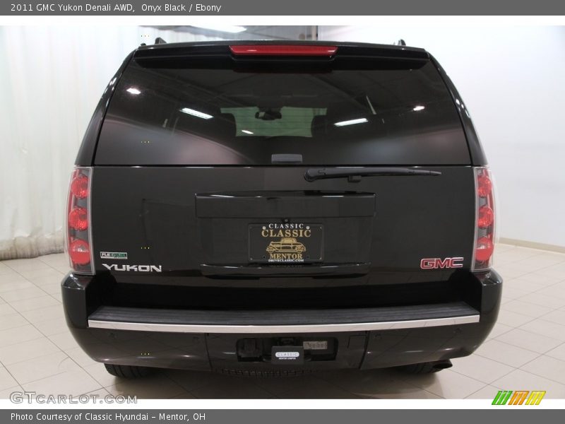 Onyx Black / Ebony 2011 GMC Yukon Denali AWD