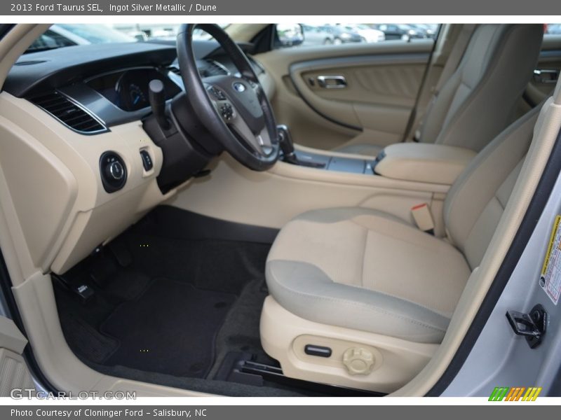 Ingot Silver Metallic / Dune 2013 Ford Taurus SEL