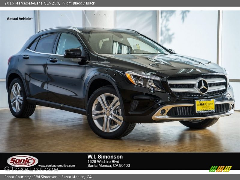 Night Black / Black 2016 Mercedes-Benz GLA 250