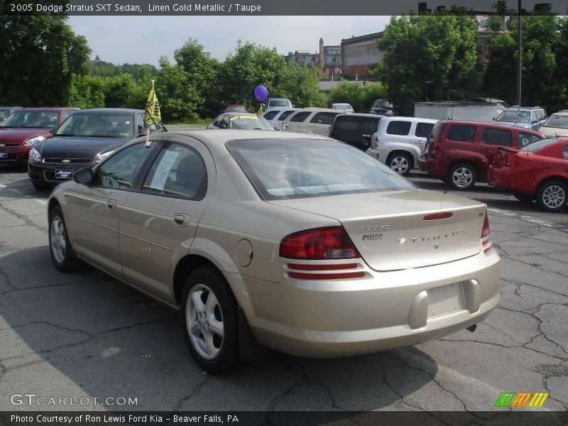Linen Gold Metallic / Taupe 2005 Dodge Stratus SXT Sedan