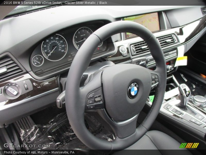 Glacier Silver Metallic / Black 2016 BMW 5 Series 528i xDrive Sedan