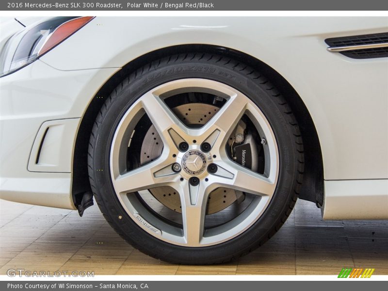 Polar White / Bengal Red/Black 2016 Mercedes-Benz SLK 300 Roadster