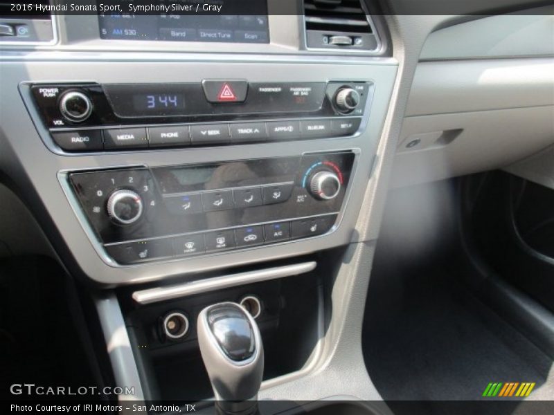 Symphony Silver / Gray 2016 Hyundai Sonata Sport