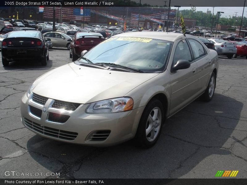 Linen Gold Metallic / Taupe 2005 Dodge Stratus SXT Sedan