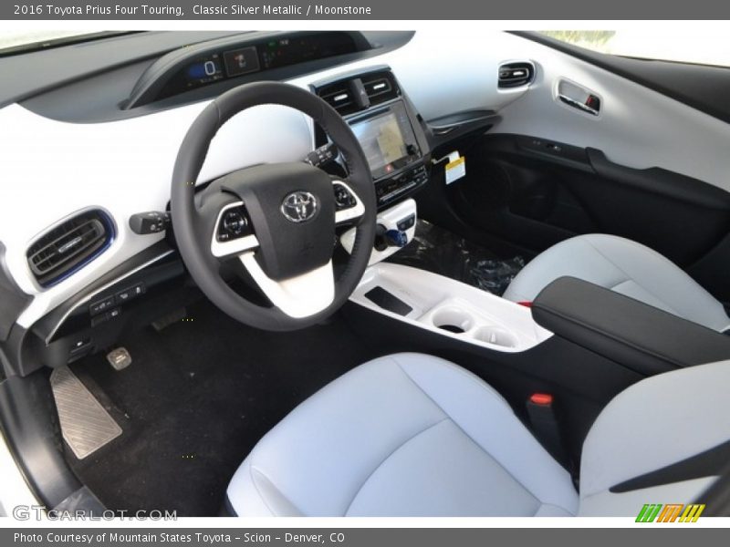 Classic Silver Metallic / Moonstone 2016 Toyota Prius Four Touring