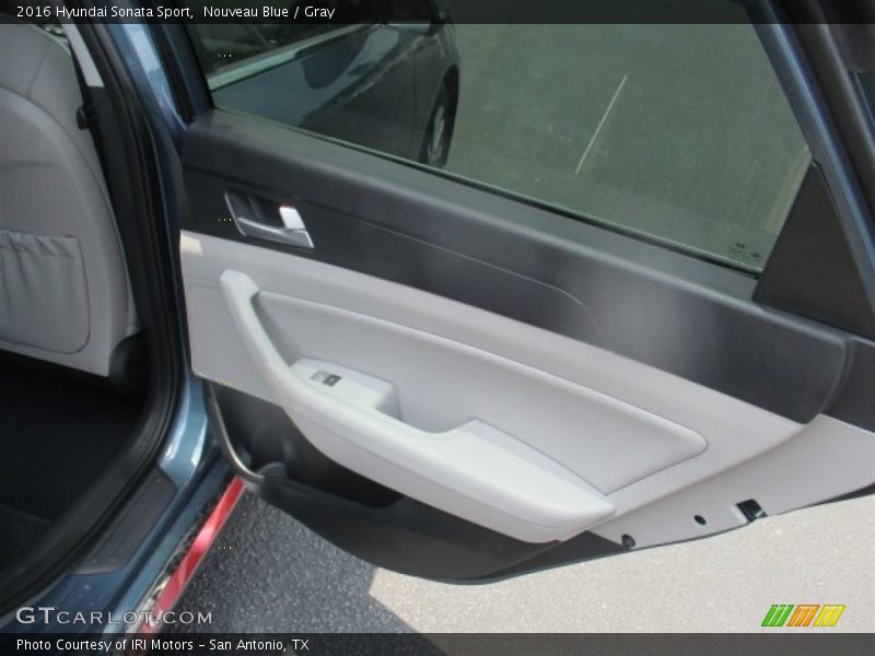 Nouveau Blue / Gray 2016 Hyundai Sonata Sport
