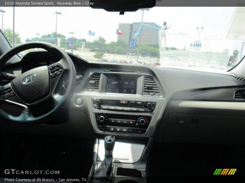 Nouveau Blue / Gray 2016 Hyundai Sonata Sport