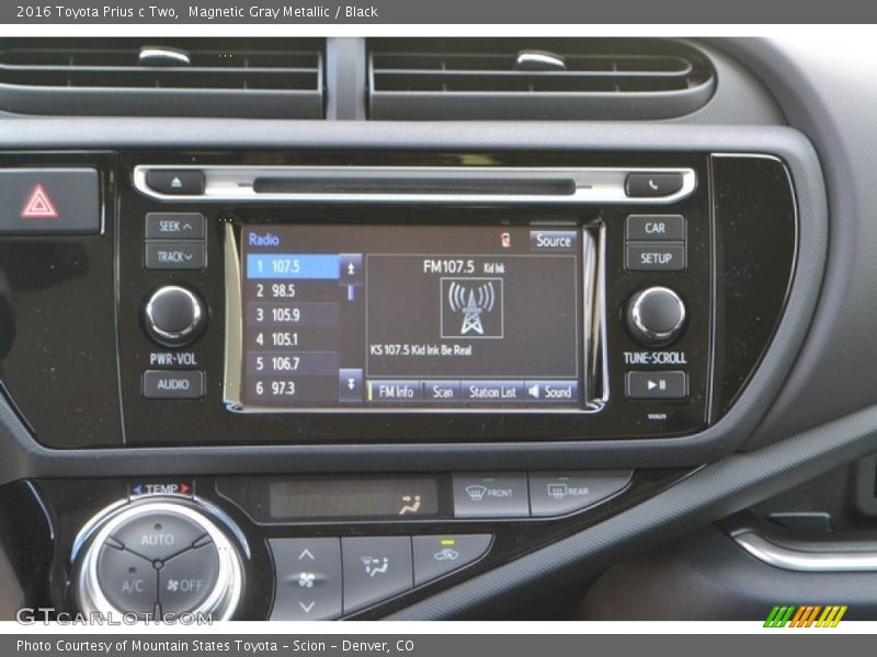 Magnetic Gray Metallic / Black 2016 Toyota Prius c Two