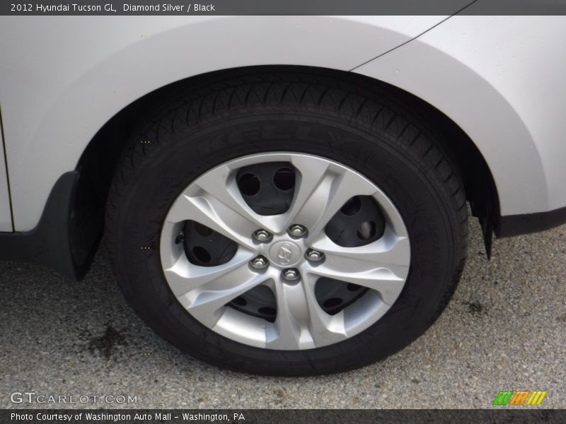 Diamond Silver / Black 2012 Hyundai Tucson GL