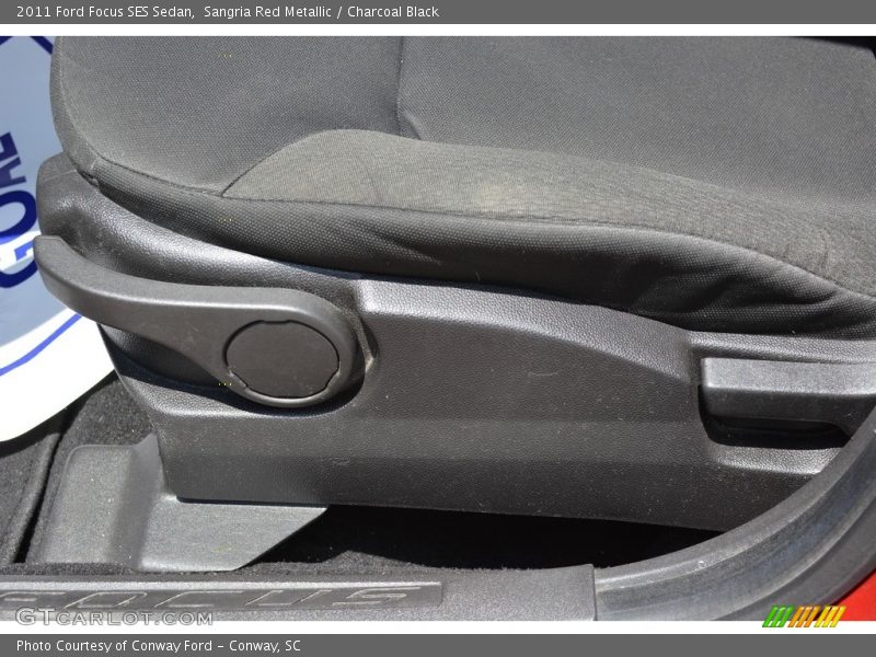 Sangria Red Metallic / Charcoal Black 2011 Ford Focus SES Sedan