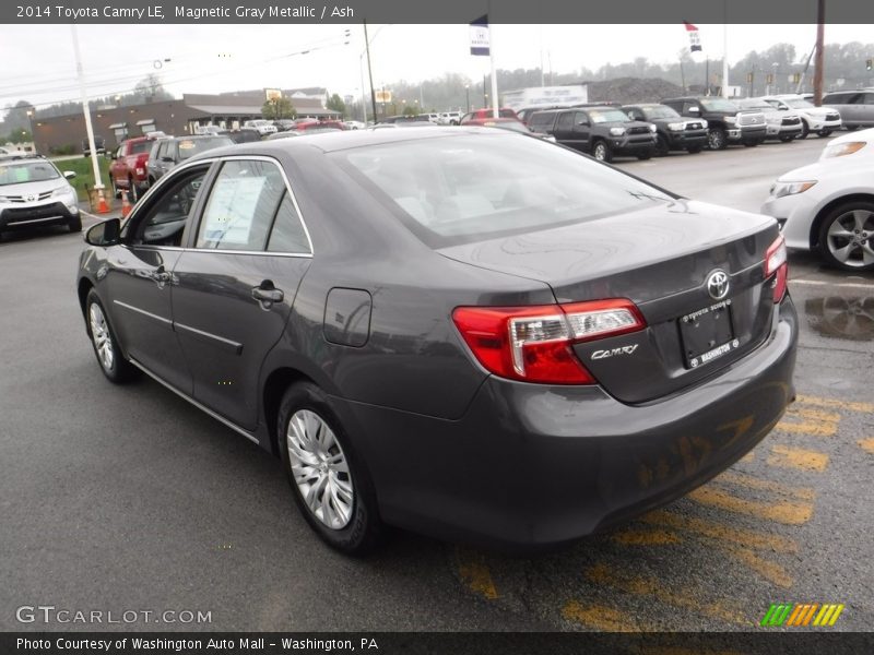 Magnetic Gray Metallic / Ash 2014 Toyota Camry LE