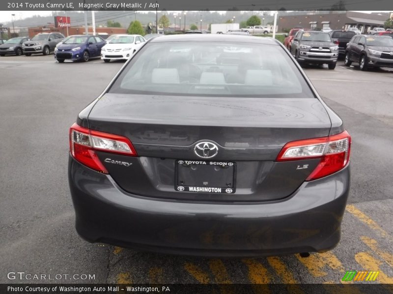 Magnetic Gray Metallic / Ash 2014 Toyota Camry LE