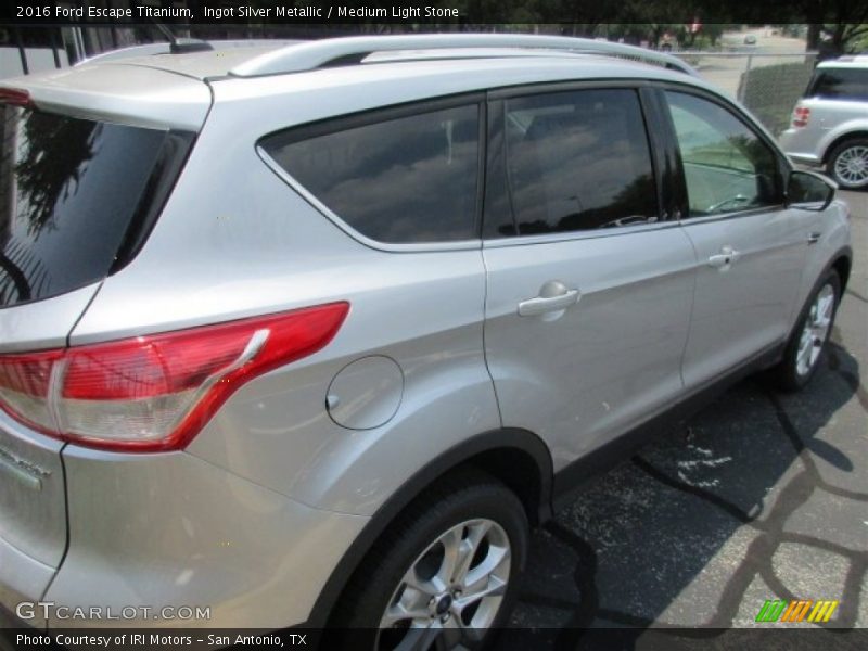 Ingot Silver Metallic / Medium Light Stone 2016 Ford Escape Titanium
