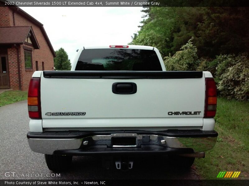 Summit White / Graphite Gray 2002 Chevrolet Silverado 1500 LT Extended Cab 4x4