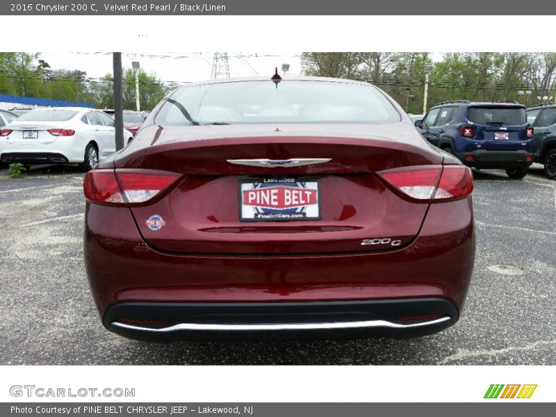 Velvet Red Pearl / Black/Linen 2016 Chrysler 200 C