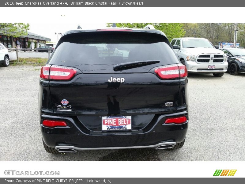 Brilliant Black Crystal Pearl / Brown/Pearl 2016 Jeep Cherokee Overland 4x4