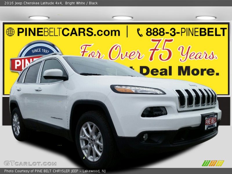 Bright White / Black 2016 Jeep Cherokee Latitude 4x4