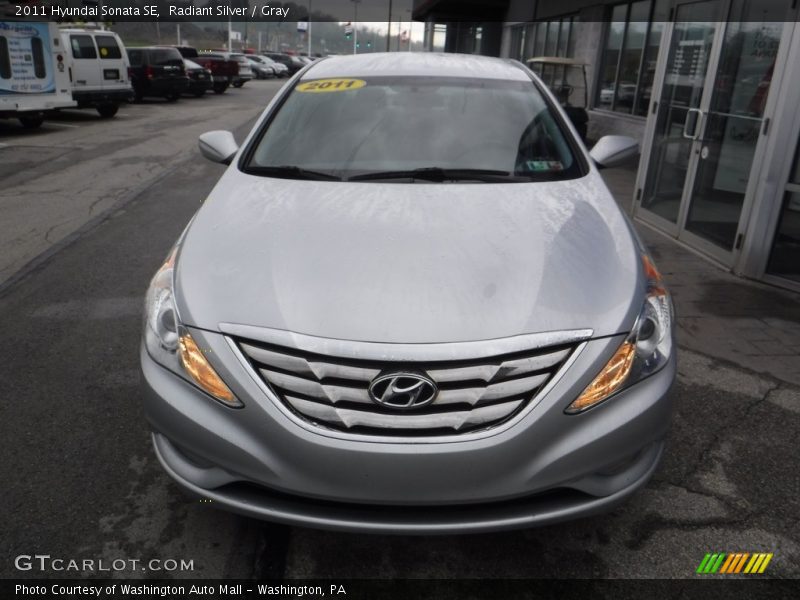 Radiant Silver / Gray 2011 Hyundai Sonata SE