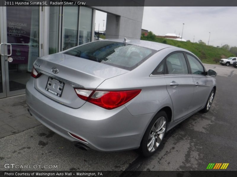 Radiant Silver / Gray 2011 Hyundai Sonata SE