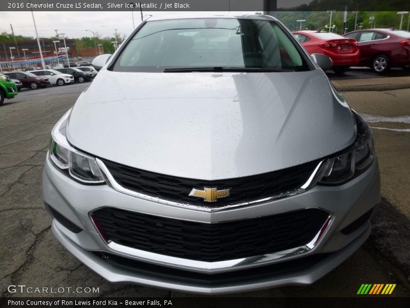 Silver Ice Metallic / Jet Black 2016 Chevrolet Cruze LS Sedan
