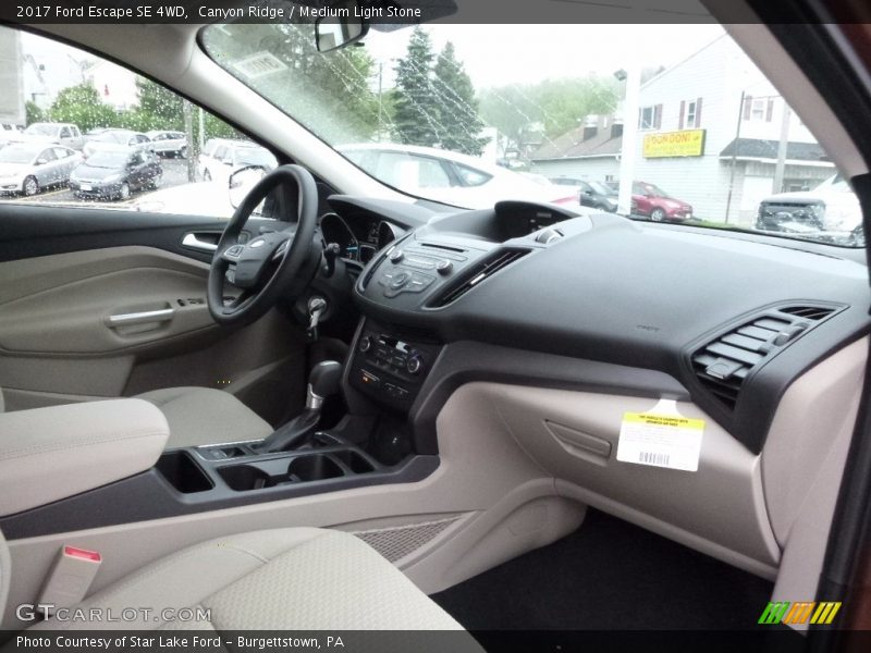 Canyon Ridge / Medium Light Stone 2017 Ford Escape SE 4WD