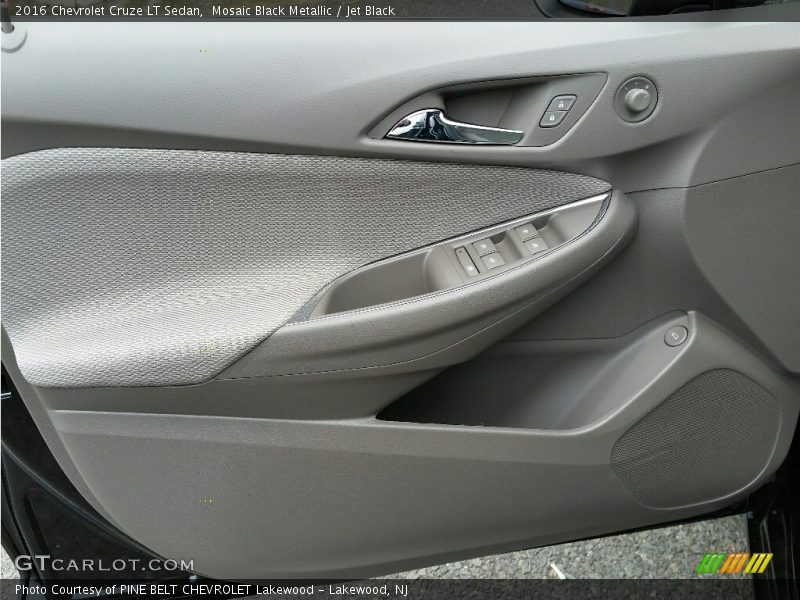 Mosaic Black Metallic / Jet Black 2016 Chevrolet Cruze LT Sedan