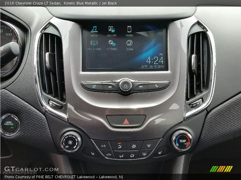 Kinetic Blue Metallic / Jet Black 2016 Chevrolet Cruze LT Sedan
